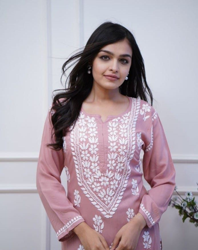 PINK CHIKANKARI EMBROIDERED INDIAN PAKISTANI TRADITIONAL STRAIGHT SALWAR KAMEEZ KURTI PANT SET FOR WOMEN