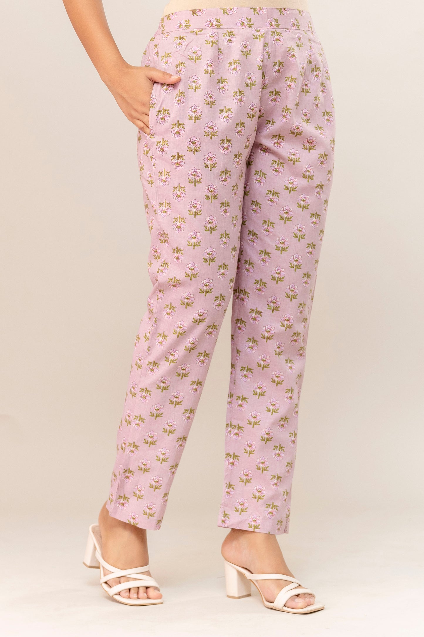 Blush Meadow Floral Cotton Kurta Pant Set β Soft Pink Elegance