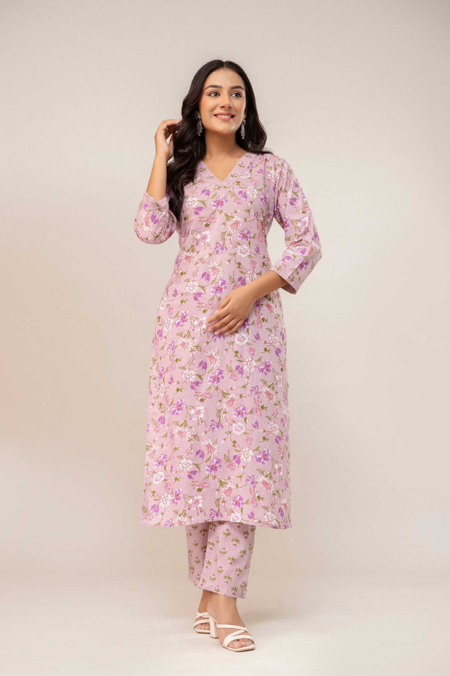 Blush Meadow Floral Cotton Kurta Pant Set β Soft Pink Elegance