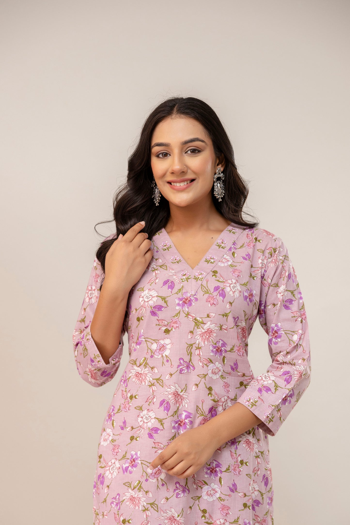 Blush Meadow Floral Cotton Kurta Pant Set β Soft Pink Elegance
