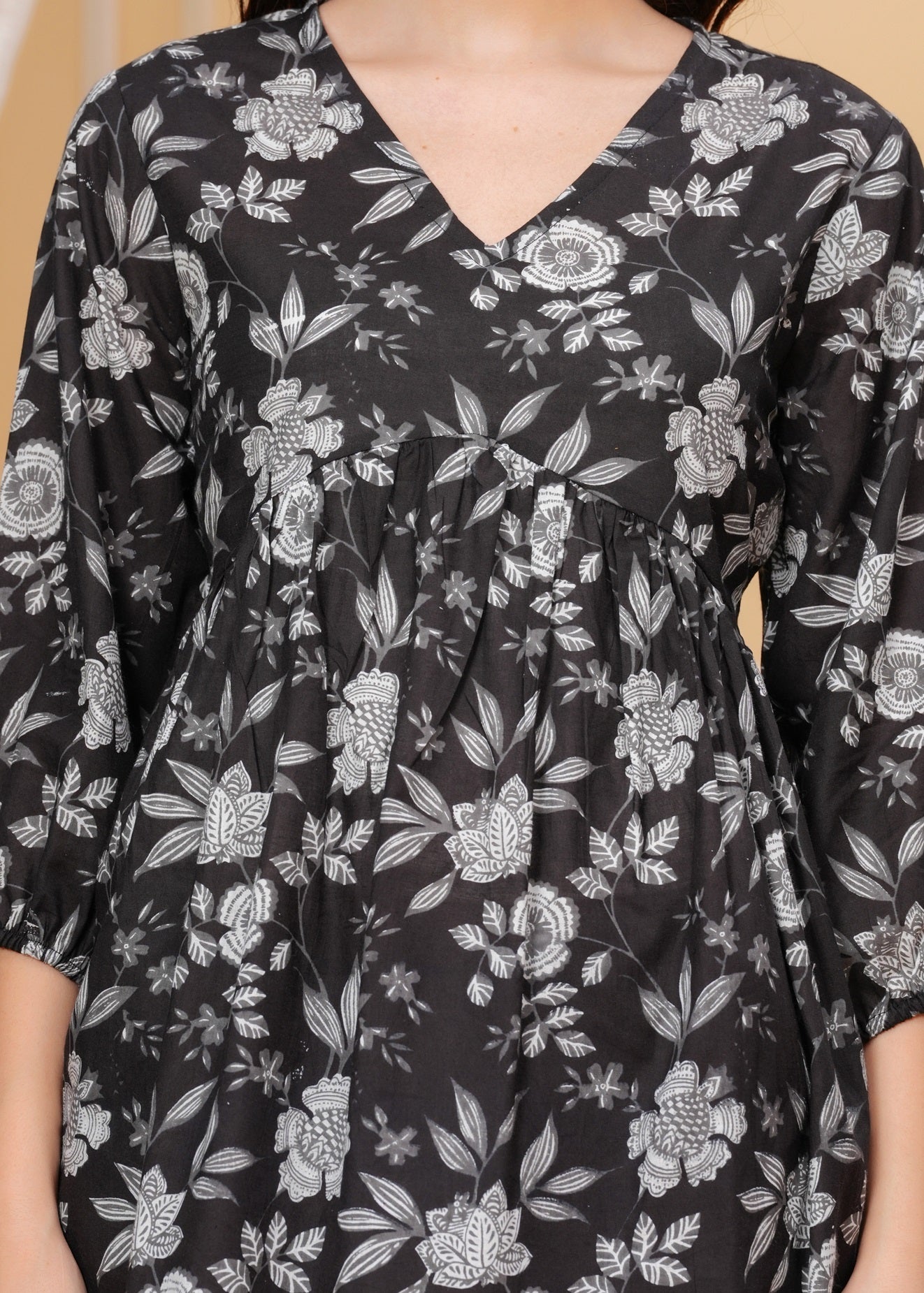 Black Cotton V-neck Top