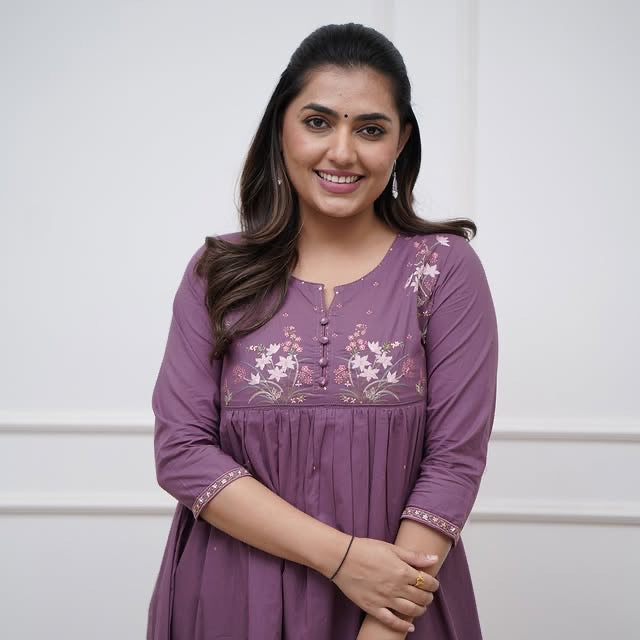 Lavender Dreams Embroidered Cotton Kurta Pant Set